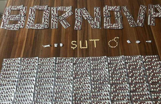 Taksici değil torbacı çıktı. Ticari taksiden çıkanlar şoke etti