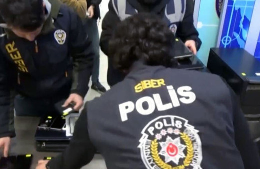 Kütahya, Bursa ve Çanakkale’de eş zamanlı dolandırıcılık operasyonu: 10 gözaltı