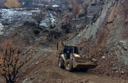 Batman'da şiddetli yağış sel ve heyelana neden oldu