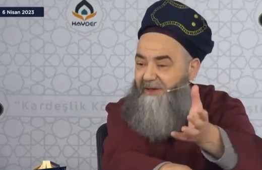 Cübbeli Ahmet Hoca, Özlem Zengin ve AK Parti'li kadınlara: Ya siz Müslüman mısınız gavur musunuz