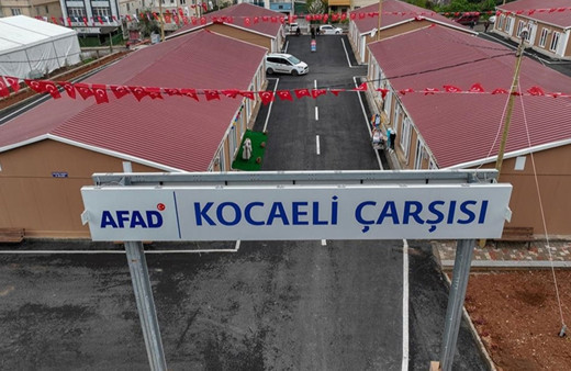 Kahramanmaraş'ta esnaf için planlanan 2 bin 700 dükkanın yarısında faaliyet başladı