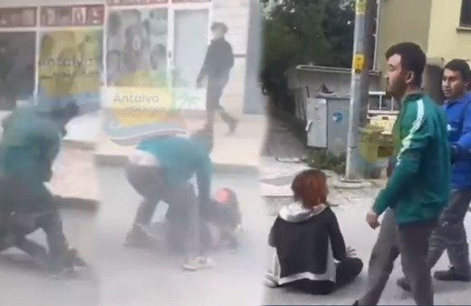 İnsanlık öldü! Sokak ortasında kadını yere yatırıp yumrukladı etraftakiler bakıp geçti...