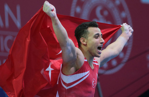 Milli cimnastikçi Adem Asil, Avrupa şampiyonu oldu