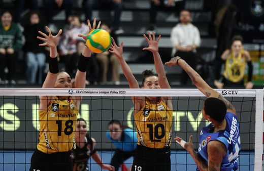 CEV Şampiyonlar Ligi'nde VakıfBank finalde Eczacıbaşı Dynavit'in rakibi oldu