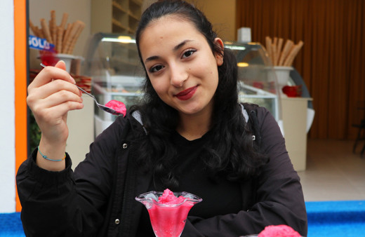 Sonunda bu da oldu: Adana'da bir dondurmacı üretti, talep patladı