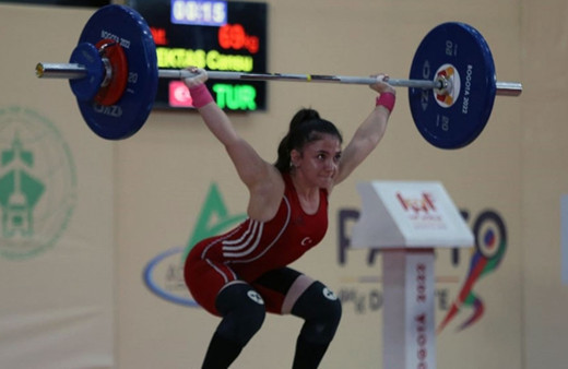 Avrupa Halter Şampiyonası'nda 3 madalya birden