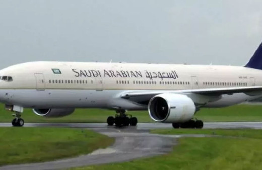 Suudi Arabistan uçağı saldırıya uğradı! Uçuşlar askıya alındı