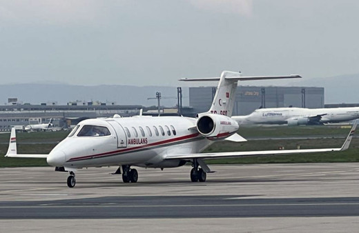 Türkiye, Almanya'daki 2 Türk hasta için ambulans uçak gönderdi