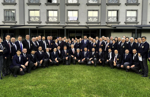 Karate hakemleri eğitimden geçti