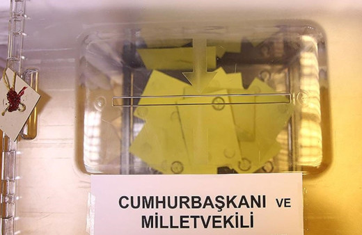 Anketçiler çıldırdı! İlk turda ne olur? Erdoğan mı 5 puan önde Kılıçdaroğlu 10 puan fark mı atıyor? İşte son anketler...