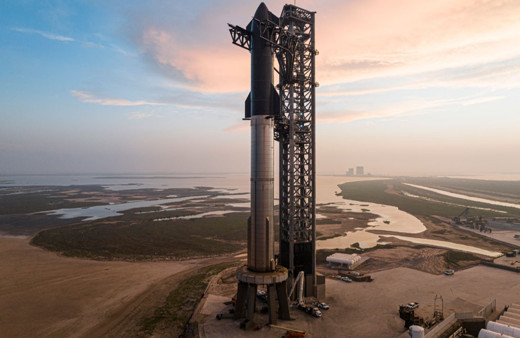 SpaceX'in en güçlü roketi Starship'in fırlatma denemesi erteledi