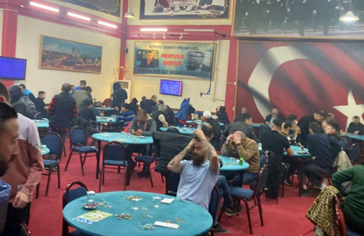 İzmir'de tombalacılara sahur baskını