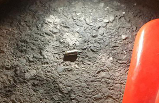 İstanbul'da CHP binasına silahlı saldırı! Camlara 'RTE' yazıldı