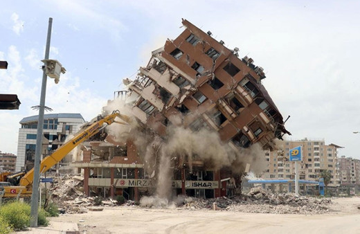 Hatay'da bina yıkım ve enkaz kaldırma çalışmaları ne durumda?