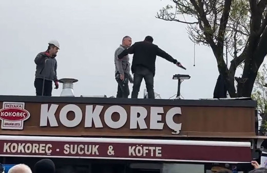 Ekrem İmamoğlu Üsküdar'daki yıkımın videosunu paylaştı! Milletin malını tekrar millete kazandırdık