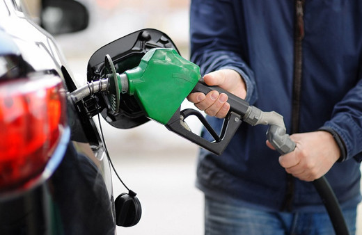 Araç sahiplerine müjde: Yarın akaryakıta çifte büyük indirim geliyor! İşte güncel benzin ve motorin fiyatları...