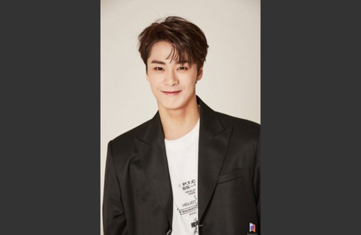 K-pop yıldızı Moonbin evinde ölü bulundu