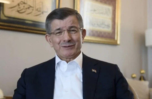 Kılıçdaroğlu'nun 'Alevi' videosunun ardından Ahmet Davutoğlu'ndan 'Sünni' videosu