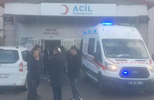 Bayram namazında kavga! 5 yaralı var birinin durumu ağır