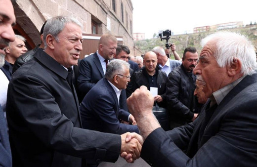 Bakan Hulisi Akar "Biraz önce bir haber daha aldık" diyerek açıkladı