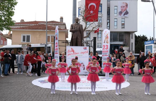 Büyükçekmece’de 23 Nisan coşkusu yaşanıyor