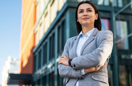 Kadınlar iş dünyasında yükseliyor. Yönetim kurullarındaki kadın oranı 2022 yılında arttı