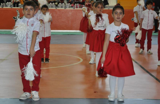 Kars’ta 23 Nisan coşkuyla kutlandı