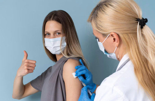 "Yaşam boyu bağışıklama için" her yaşta aşılama tavsiyesi