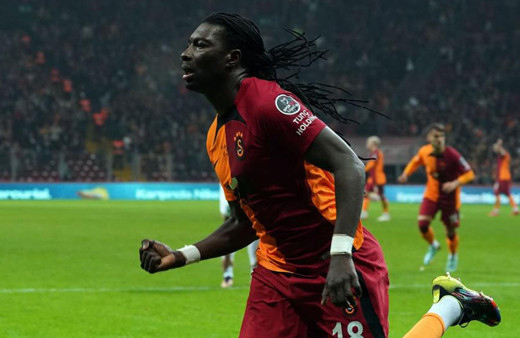 Galatasaray'da Gomis krizi çözülüyor! Kritik görüşme yarın...