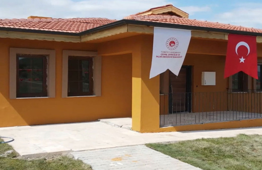 Depremden 76 gün sonra tamamlandı! İşte teslim edilen köy evleri
