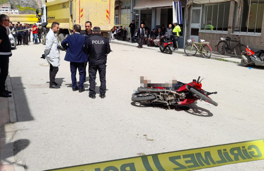 Çorum'da 64 yaşındaki motosiklet sürücüsü hayatını kaybetti