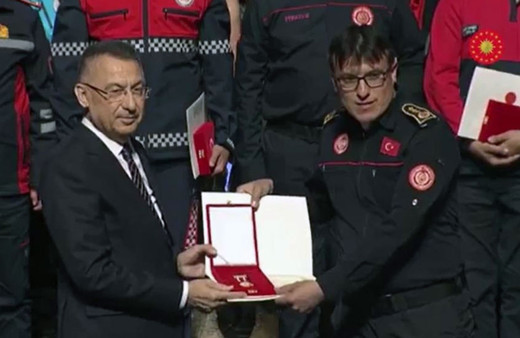 Cumhurbaşkanı Erdoğan’dan Kayseri İtfaiyesi’ne Devlet Üstün Fedakârlık Madalyası