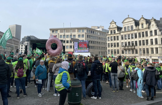 Belçika'da öğretmenler greve gitti, eğitim sistemini protesto etti