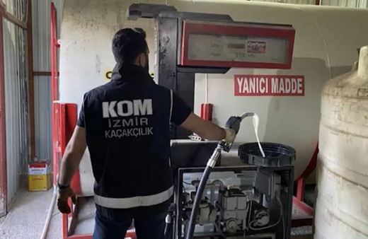 İzmir’de 44 ton kaçak akaryakıt ele geçirildi