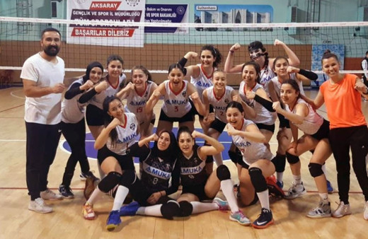Kayseri Voleybol Kulübü, namağlup olarak Türkiye yarı finalinde