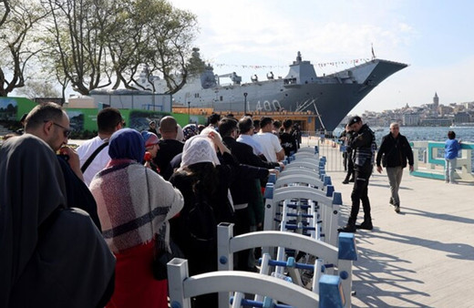 TCG Anadolu, 115 bini aşkın ziyaretçiyi ağırladı