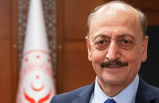 Emekliye yeni zam! 7 bin 500 liranın üzerinde maaş alan emeklilere refah payı zammı! Çalışma Bakanı Vedat Bilgin'den EYT açıklaması