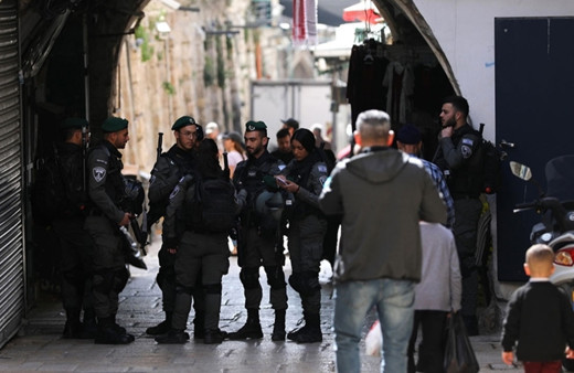 Gazze açık hava hapishanesine döndü! 250 bin kişi işsiz!