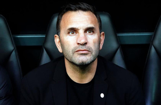 Okan Buruk'tan flaş karar: Galatasaray'da yıldız futbolcunun bileti kesildi