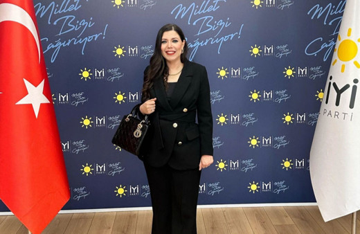 İYİ Parti'den istifa ettim! AK Parti'den ihraç edilmişti! 'Böyle bir partide siyaset yapmam'