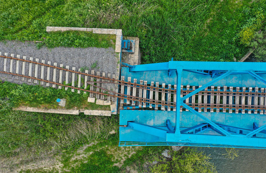 Felaketten 3 ay sonra görüntülendi! Seferler yapılamıyor büklüm büklüm olmuş