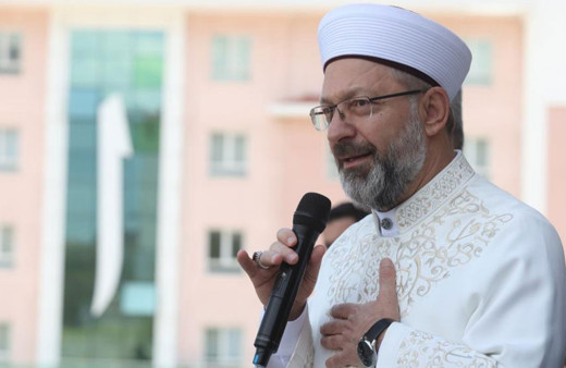 Diyanet İşleri Başkanı Ali Erbaş: Ahlakı önceleyen bir nesil yetiştirmeye gayret ediyoruz