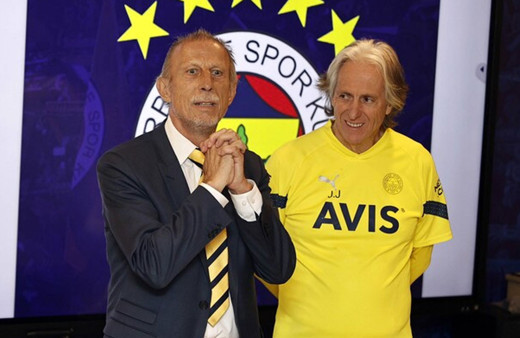 Christoph Daum: Fenerbahçe tarihinin bir parçası olmak benim için bir onur