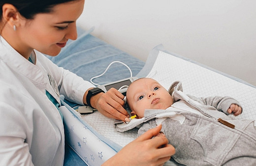 Koklear implant bebek ve çocuklardaki işitme kaybına çözüm oluyor