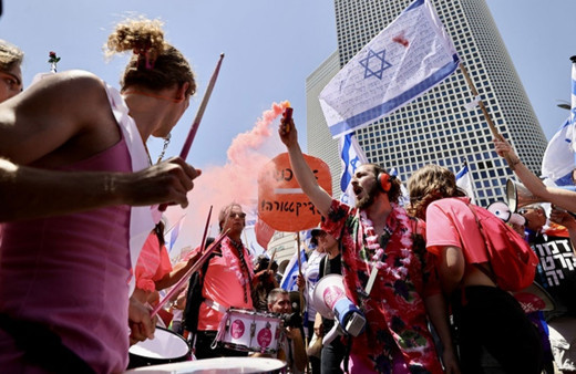 İsrail'de hükümet karşıtı protestolar ve eylemler devam ediyor