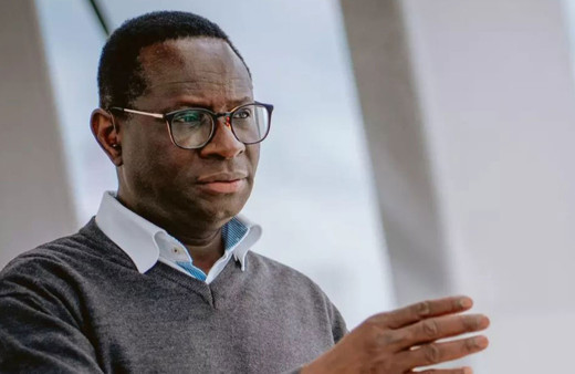 Almanya'da siyahi milletvekilinin ofisine saldırı düzenlendi