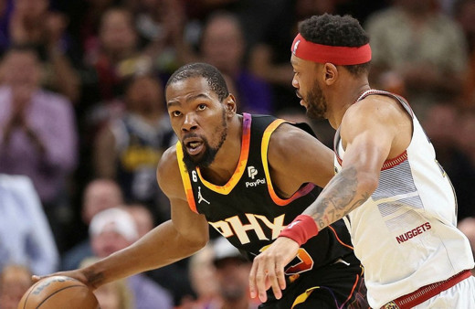 NBA'de Suns, Nuggets'a karşı serideki ilk galibiyetini aldı