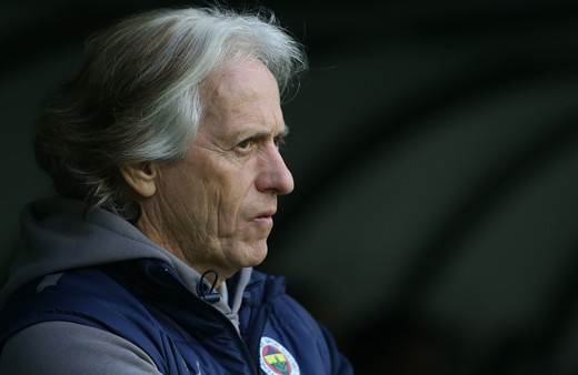 Rıdvan Dilmen'den olay Fenerbahçe yorumu! Jorge Jesus'a isyan etti: "Nasıl şampiyon olacaksın sen"