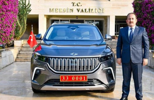 Mersin Valisi Pehlivan, yerli otomobil Togg'u makam aracı yaptı