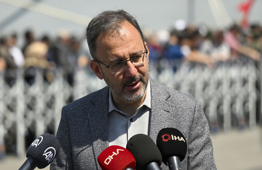 İzmir'e demirleyen TCG Anadolu'yu kaç kişi ziyaret etti? Bakan Mehmet Muharrem Kasapoğlu açıkladı